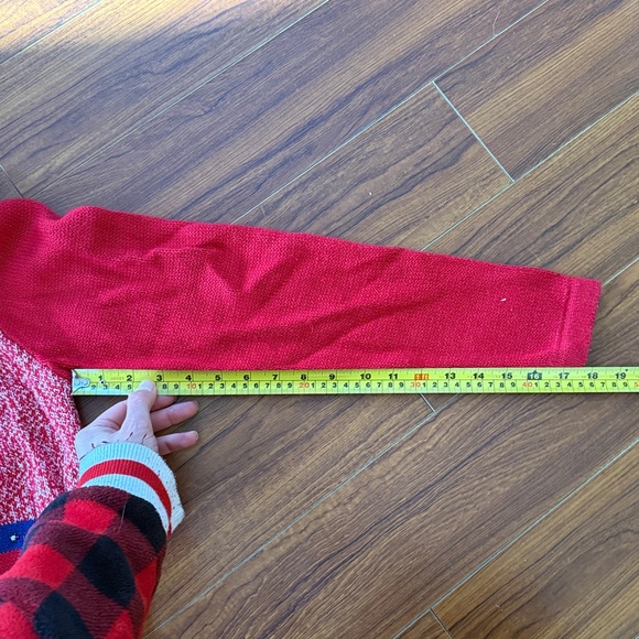 Vintage Christmas Sweater size small - Picture 7 of 8